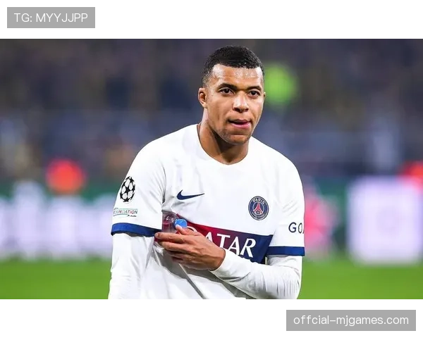 巴黎王子公园球场,姆巴佩攻破旧主球门后拒绝庆祝 巴黎王子公园球场,姆巴佩攻破旧主球门后拒绝庆祝