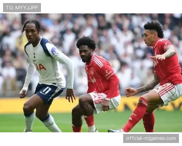 历史回顾:盘点过去十年四月决定英超冠军归属的关键战役 历史回顾:盘点过去十年四月决定英超冠军归属的关键战役